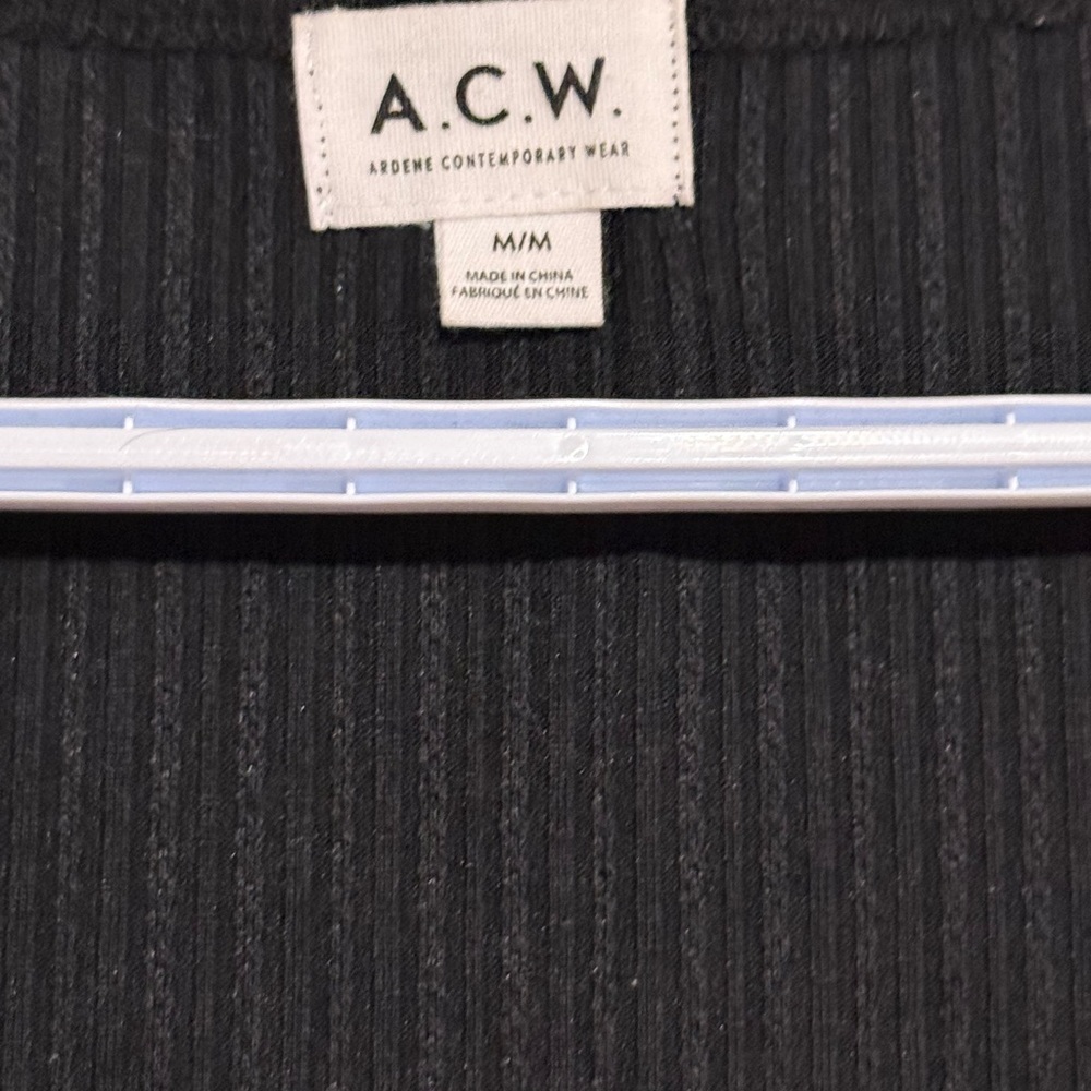 Women's Black Ribbed Top - Picture 5 of 5